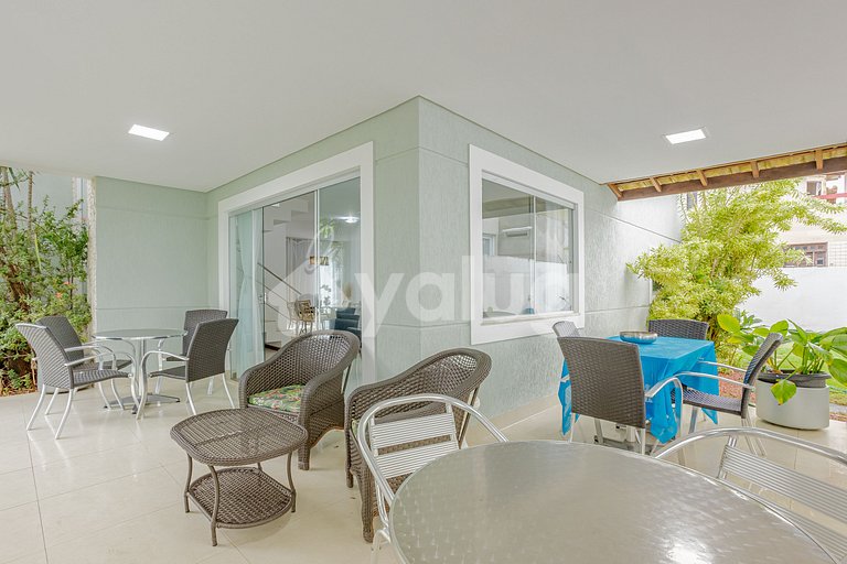 Excelente casa y 3 suites a 450m de la playa - Guarajuba