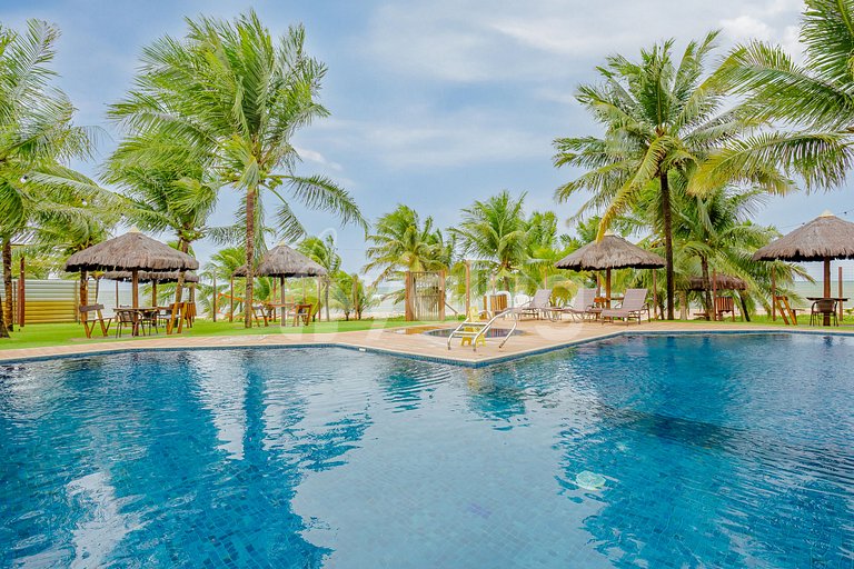 Excelente Apartamento pé na areia com 2 quartos - Itacimirim