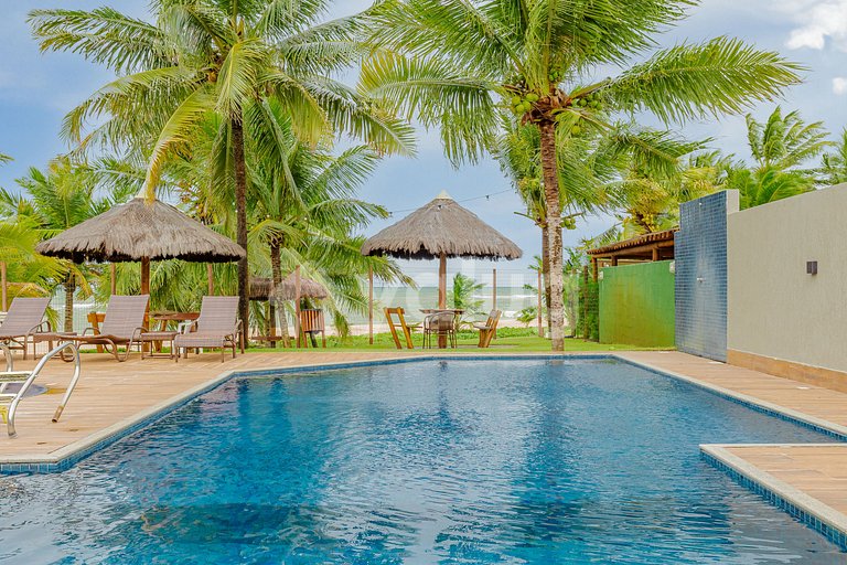 Excelente Apartamento pé na areia com 2 quartos - Itacimirim