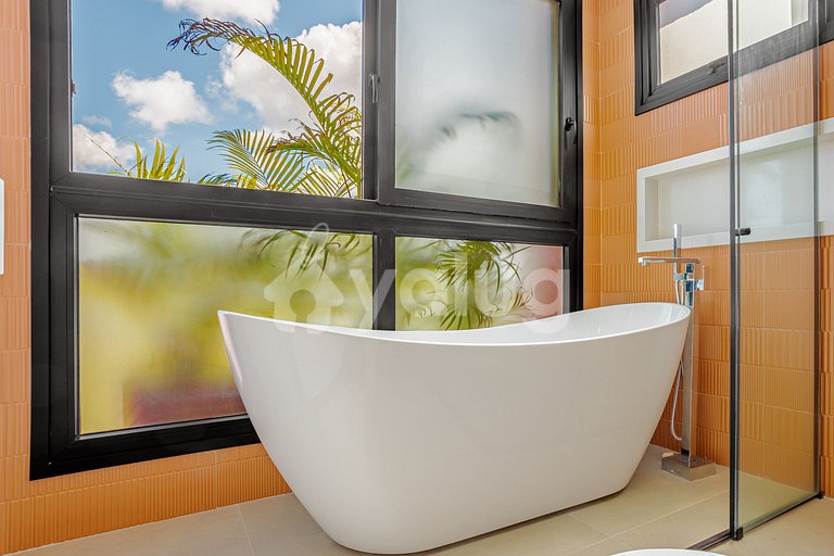 Maravilhosa Casa com 4 Suítes e Piscina em Costa do Sauípe
