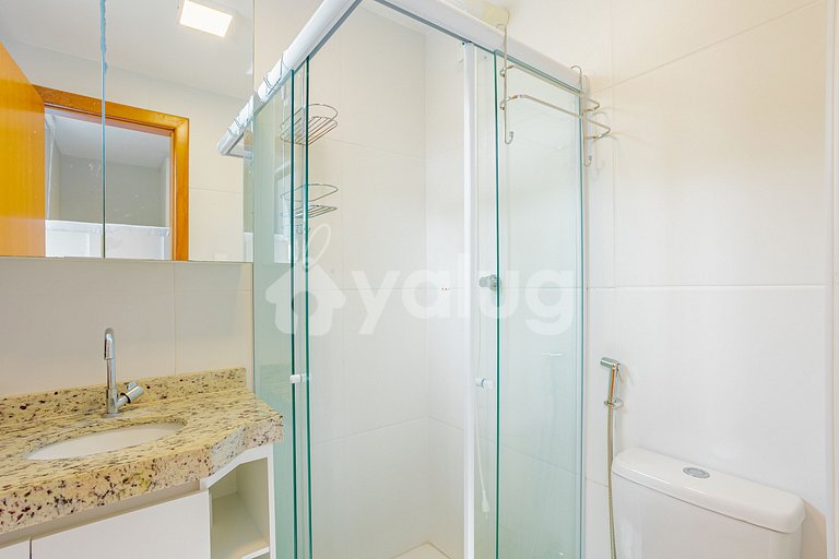 Lindo Apartamento pé na areia com 2 suítes em Itacimirim