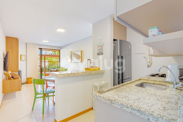 Lindo Apartamento pé na areia com 2 suítes em Itacimirim