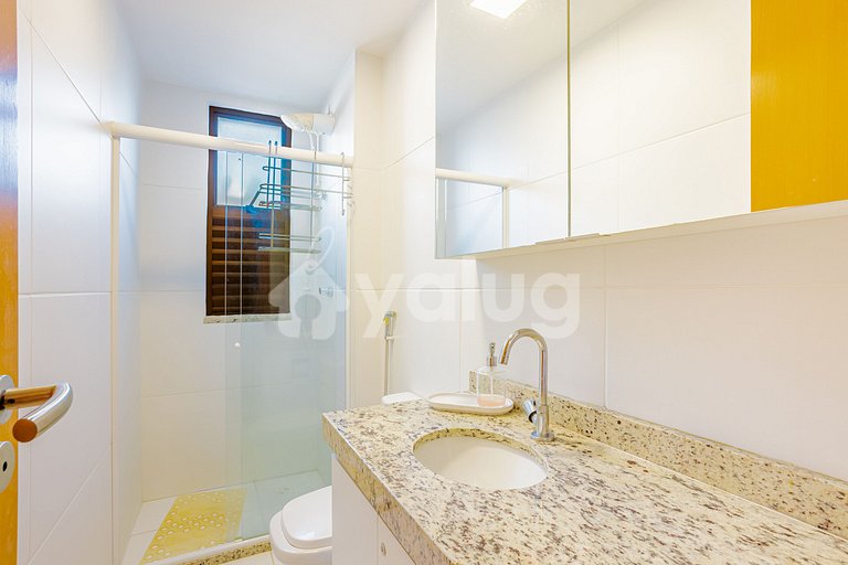 Lindo Apartamento pé na areia com 2 suítes em Itacimirim