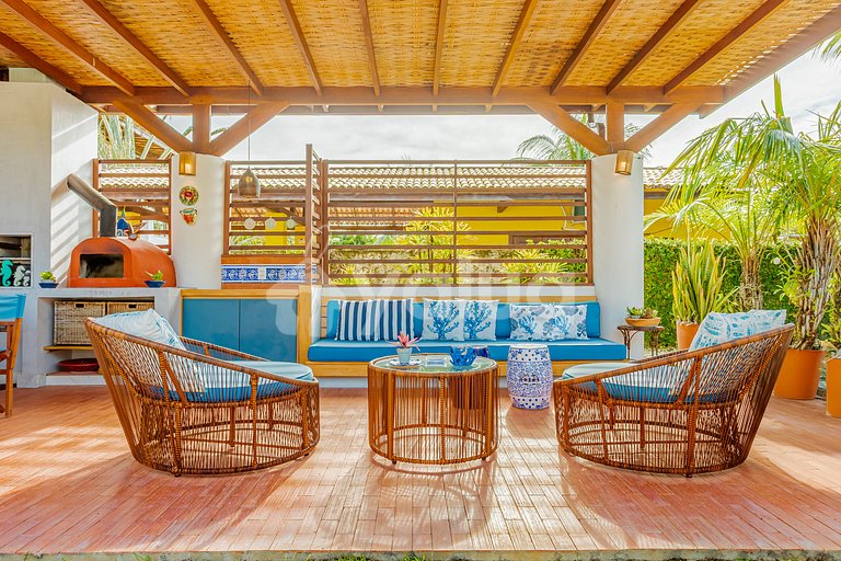 Excelente Casa a 200m da praia com 5/4 - Praia do Forte