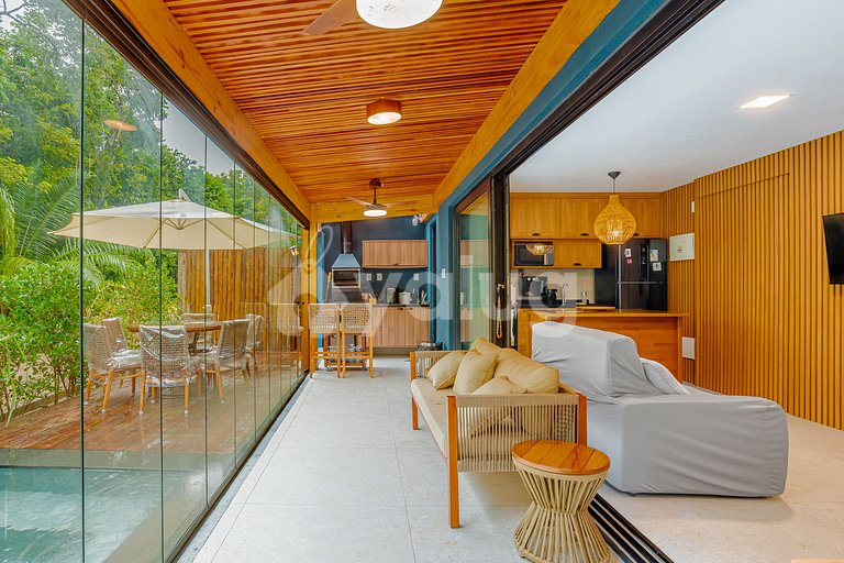 Linda Casa com 3 suítes e Piscina Privada em Praia do Forte
