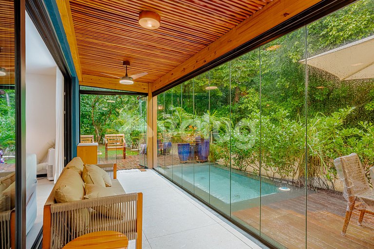 Linda Casa com 3 suítes e Piscina Privada em Praia do Forte