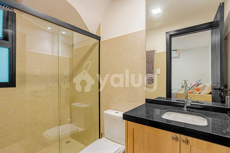 Linda Casa com 3 suítes e Piscina Privada em Praia do Forte