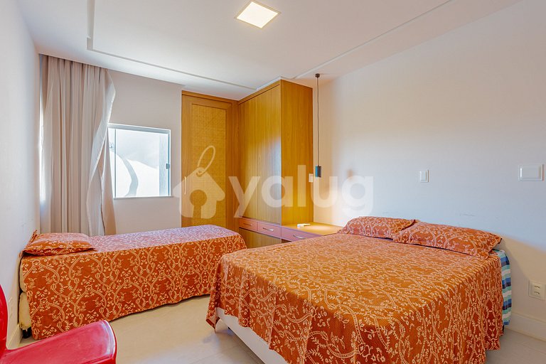 Great House with Pool 600m from the Beach - Barra do Jacuípe