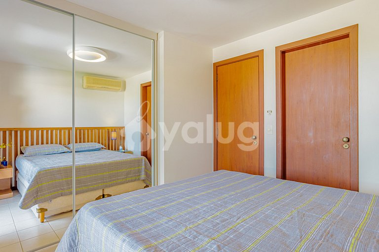 Great beachfront apartment with 2 suites in Praia do Forte