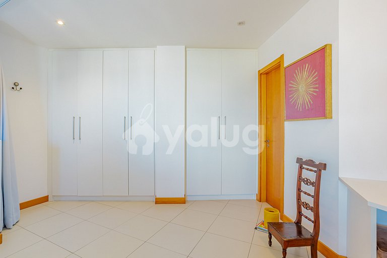 Excellent Duplex 500m from Salvador Shopping