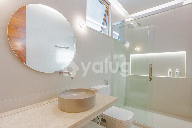 High-Standard House with 7 Suites - Praia do Forte