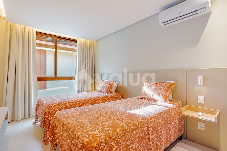 High-Standard House with 7 Suites - Praia do Forte