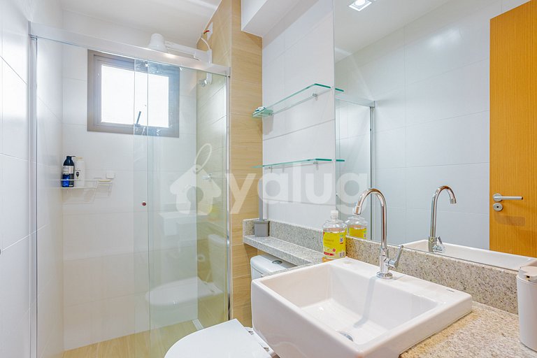 Maravilloso apartamento con 2 suites - Itacimirim