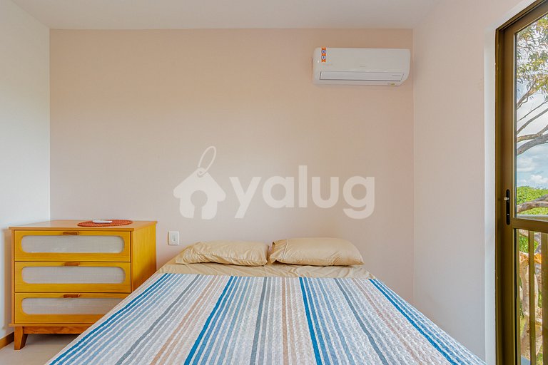 Apê com Hidromassagem e Excelente Vista - Itacimirim