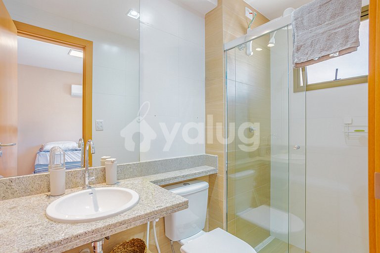 Maravilloso apartamento con 2 suites - Itacimirim