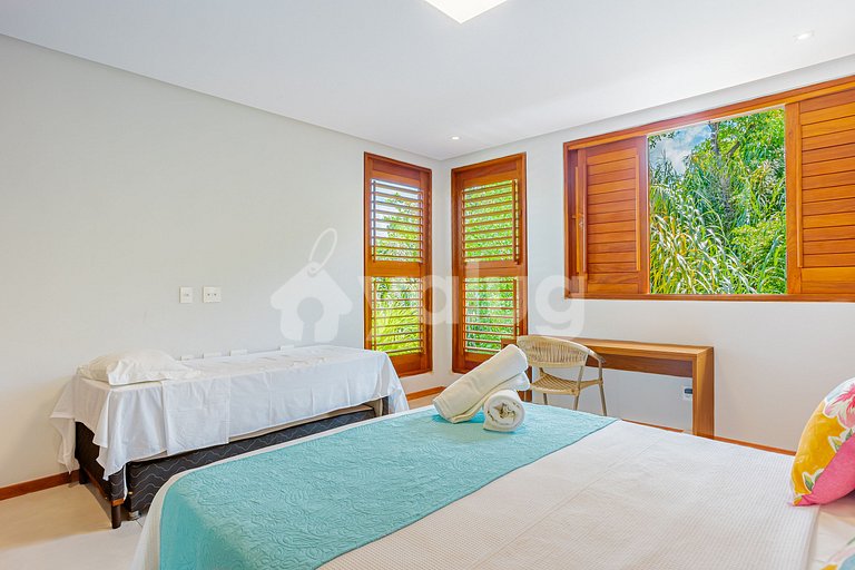 Hermosa casa con 5 suites y piscina en Praia do Forte