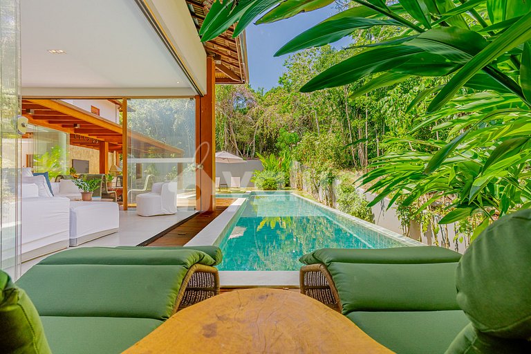 Hermosa casa con 5 suites y piscina en Praia do Forte