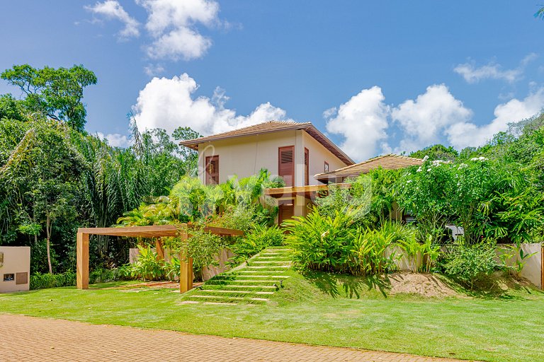 Hermosa casa con 5 suites y piscina en Praia do Forte