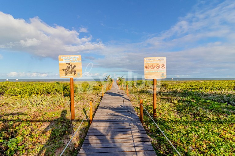 Pretty Duplex with 3 Suites, Right on the Beach - Itacimirim