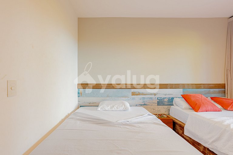 Maravilhoso Apartamento 3 Suítes, Pé Na Areia - Itacimirim