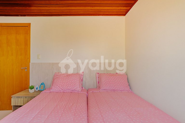 Excellent Beachfront Apartment with 4 Suites - Itacimirim