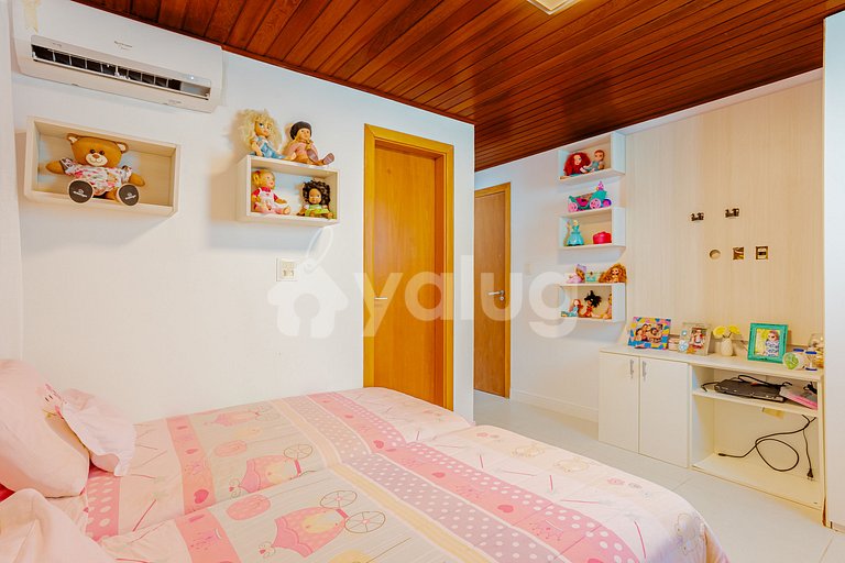 Excelente apartamento frente al mar con 4 suites -Itacimirim