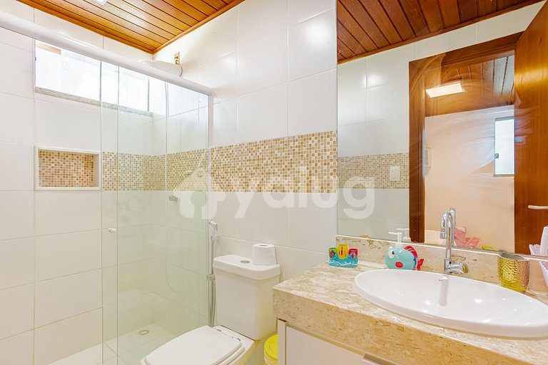 Excelente apartamento frente al mar con 4 suites -Itacimirim