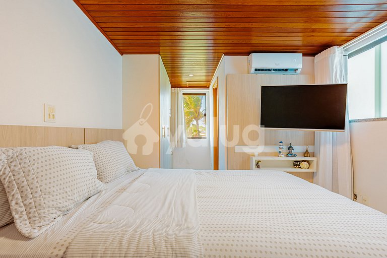 Excelente Apartamento Pé na Areia com 4 Suítes - Itacimirim