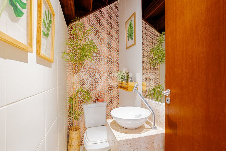 Excellent Beachfront Apartment with 4 Suites - Itacimirim