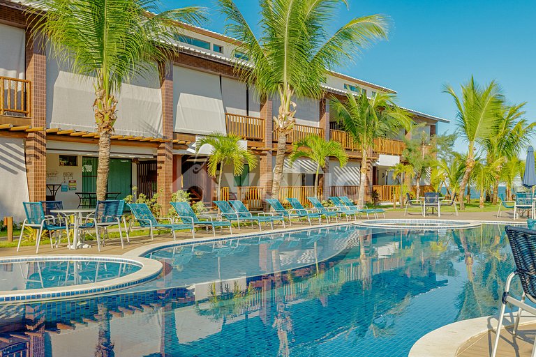 Excelente Apartamento Pé na Areia com 4 Suítes - Itacimirim