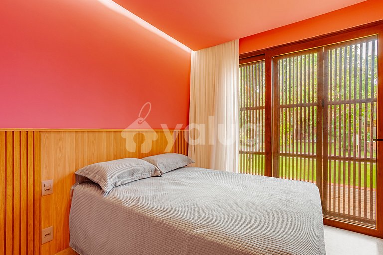 High-End House with Jacuzzi, 4 Suites - Praia do Forte