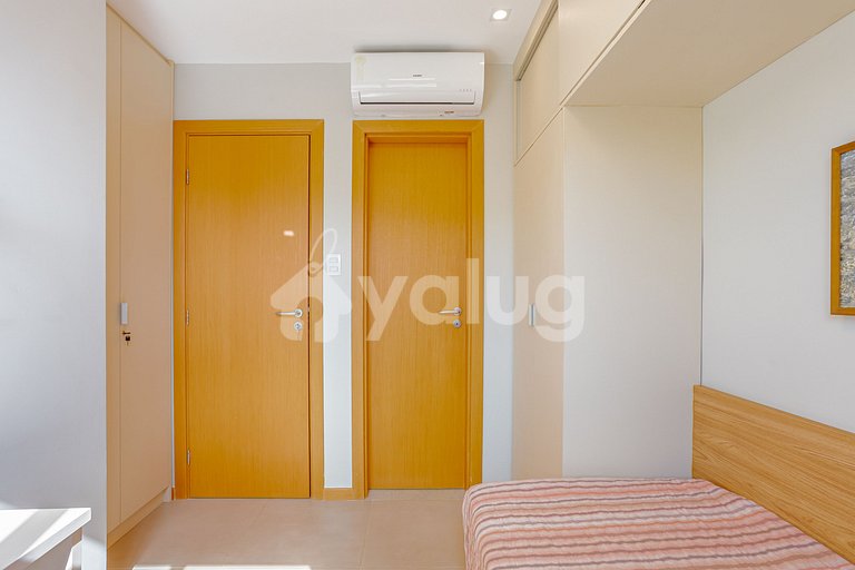 Excelente Apartamento Pé na Areia com 3 suítes - Itacimirim