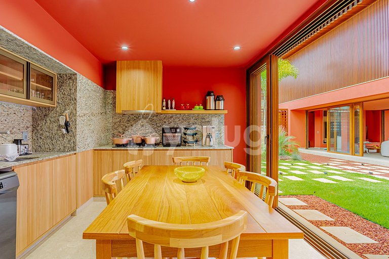 High-End House with Jacuzzi, 4 Suites - Praia do Forte