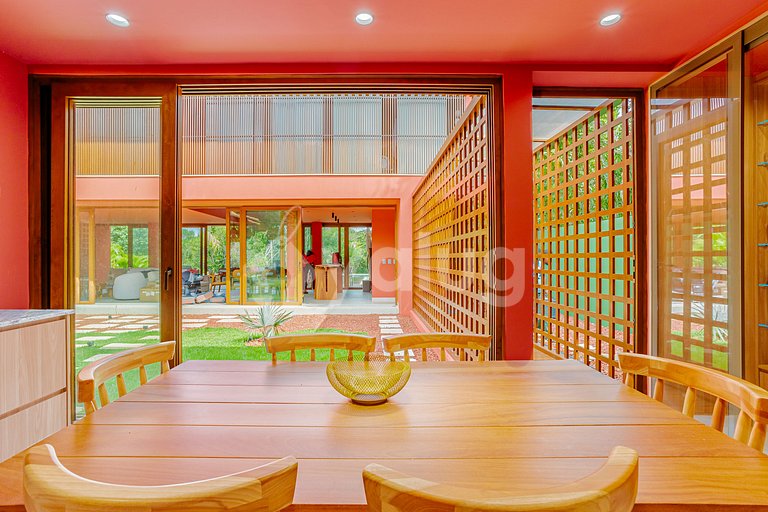 High-End House with Jacuzzi, 4 Suites - Praia do Forte