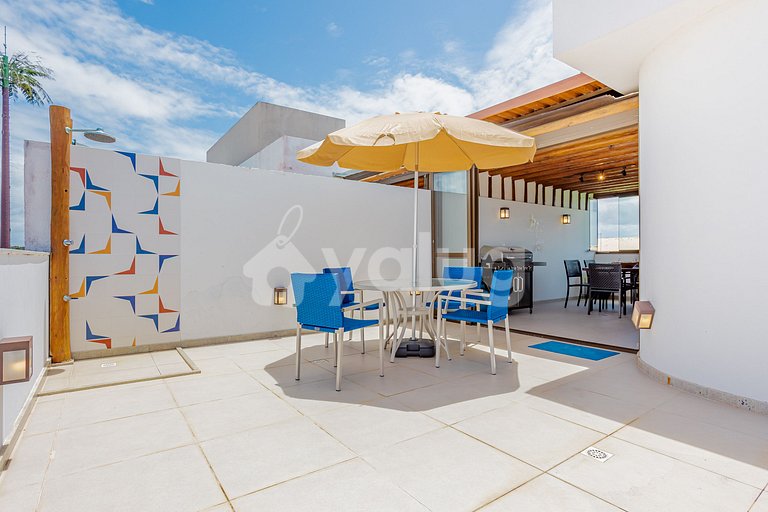 Excellent Beachfront Village with 4 Suites - Itacimirim