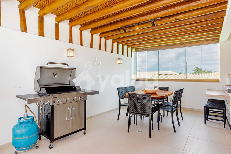 Excellent Beachfront Village with 4 Suites - Itacimirim