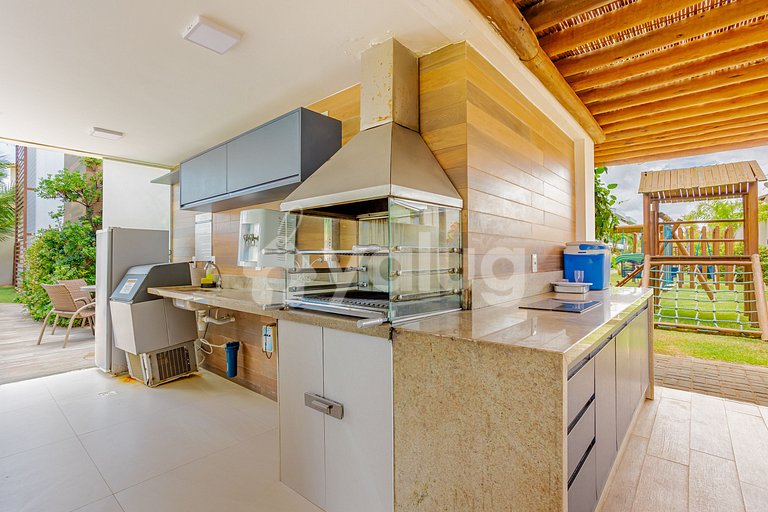 Excellent Beachfront Village with 4 Suites - Itacimirim