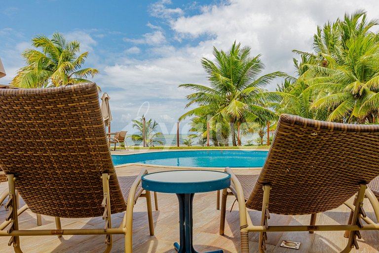 Excelente Villa frente al mar con 4 suites - Itacimirim