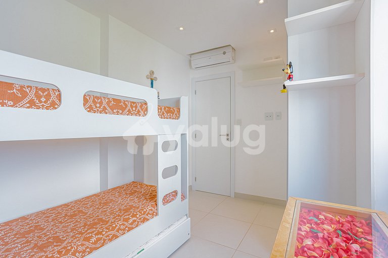 Hermoso apartamento de 3 habitaciones con piscina