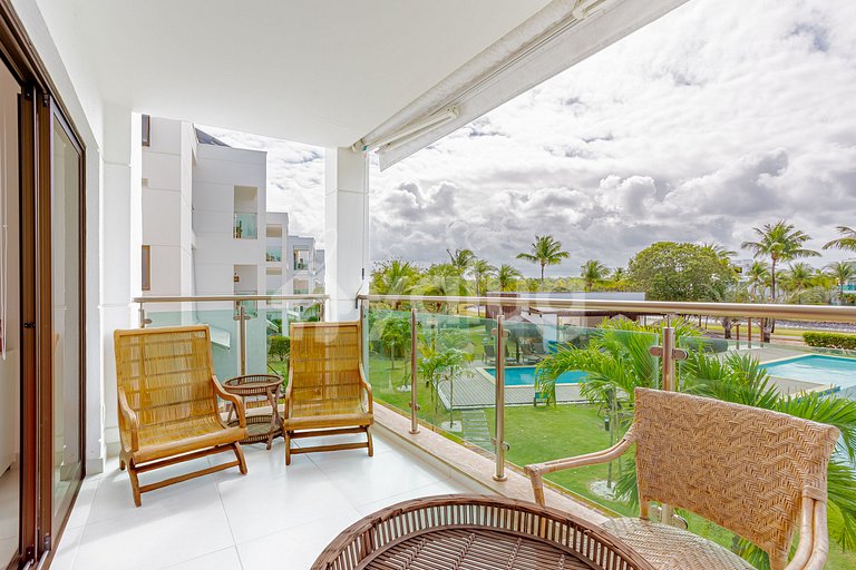 Hermoso apartamento de 3 habitaciones con piscina