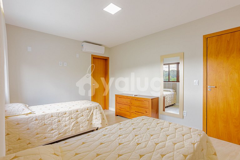 House with 7 Suites and Private Pool - Praia do Forte