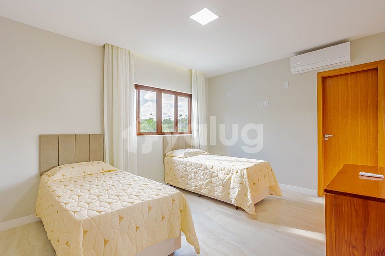 Linda Casa com 7 suítes e Piscina Privada - Praia do Forte