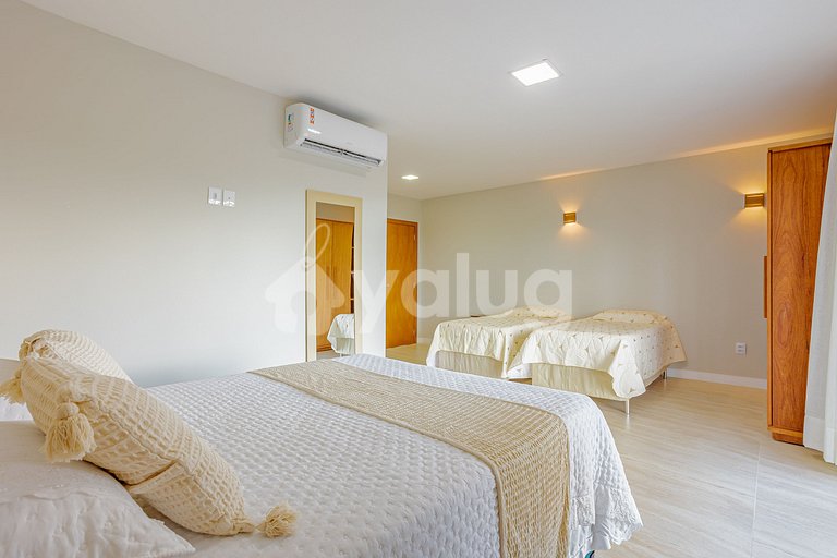 House with 7 Suites and Private Pool - Praia do Forte