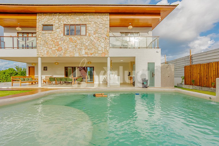 Linda Casa com 7 suítes e Piscina Privada - Praia do Forte