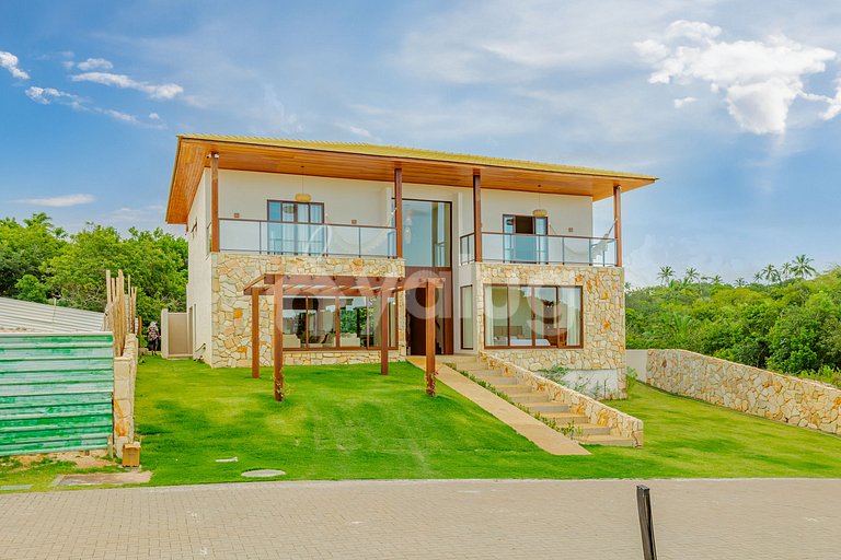 Linda Casa com 7 suítes e Piscina Privada - Praia do Forte