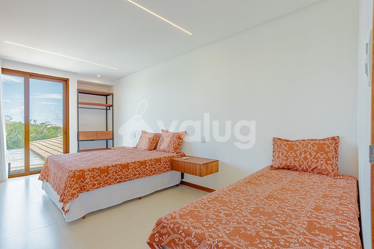 PF122 High Standard House with 4 Suites Praia Bella