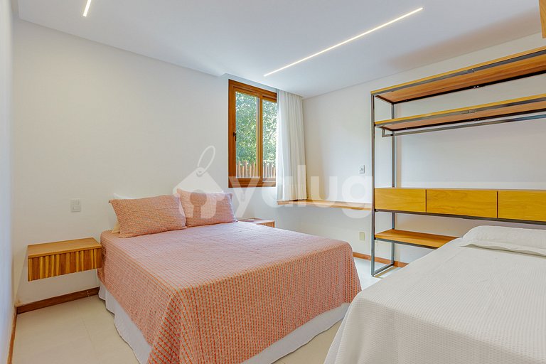 PF122 High Standard House with 4 Suites Praia Bella