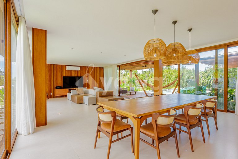 PF122 High Standard House with 4 Suites Praia Bella