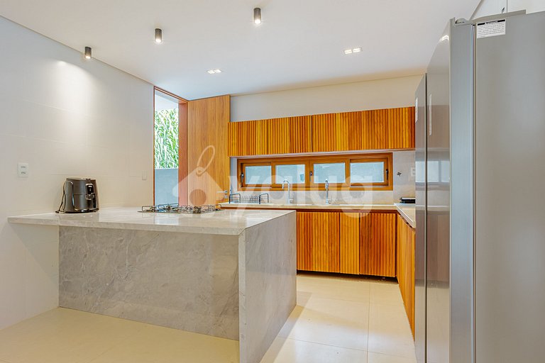 PF122 Casa de alto nivel con 4 suites Praia Bella