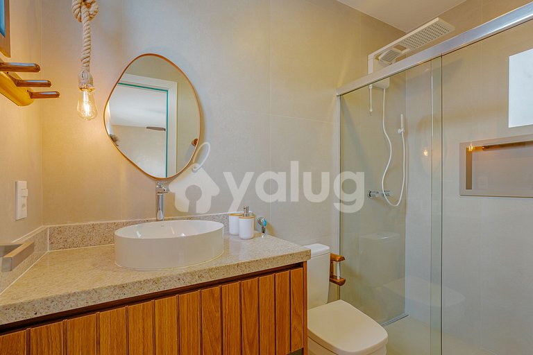 Excellent 4/4 Duplex in Guarajuba